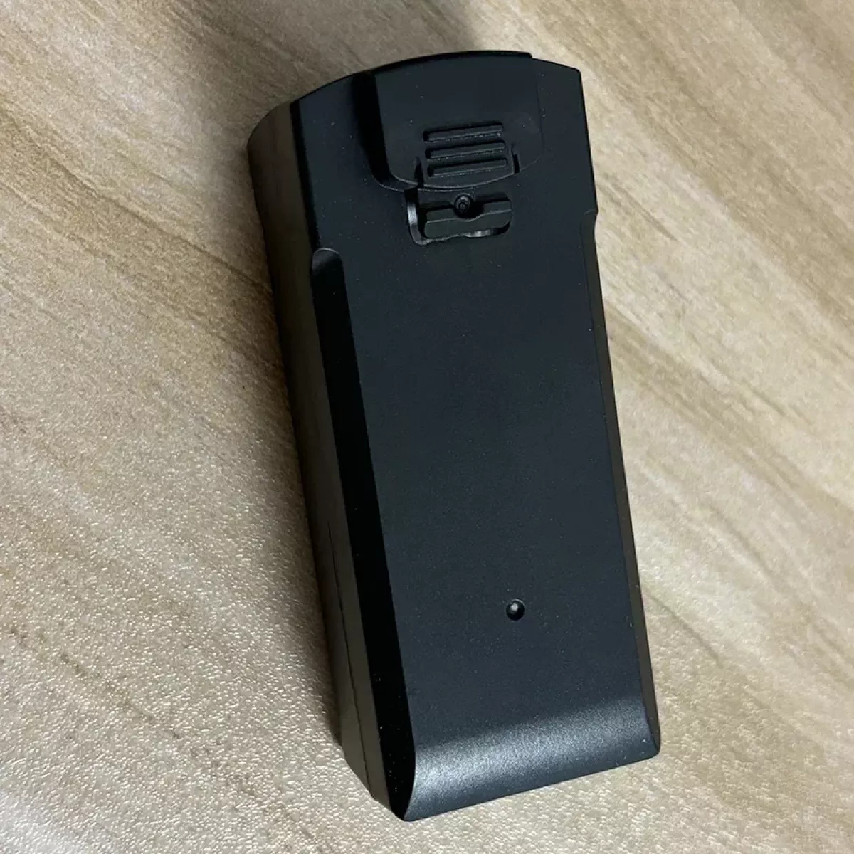 Аккумулятор для дрона V198, 7.4V, ёмкость 3000mAh Аккумулятор для дрона V198, 7.4V, ёмкость 3000mAh