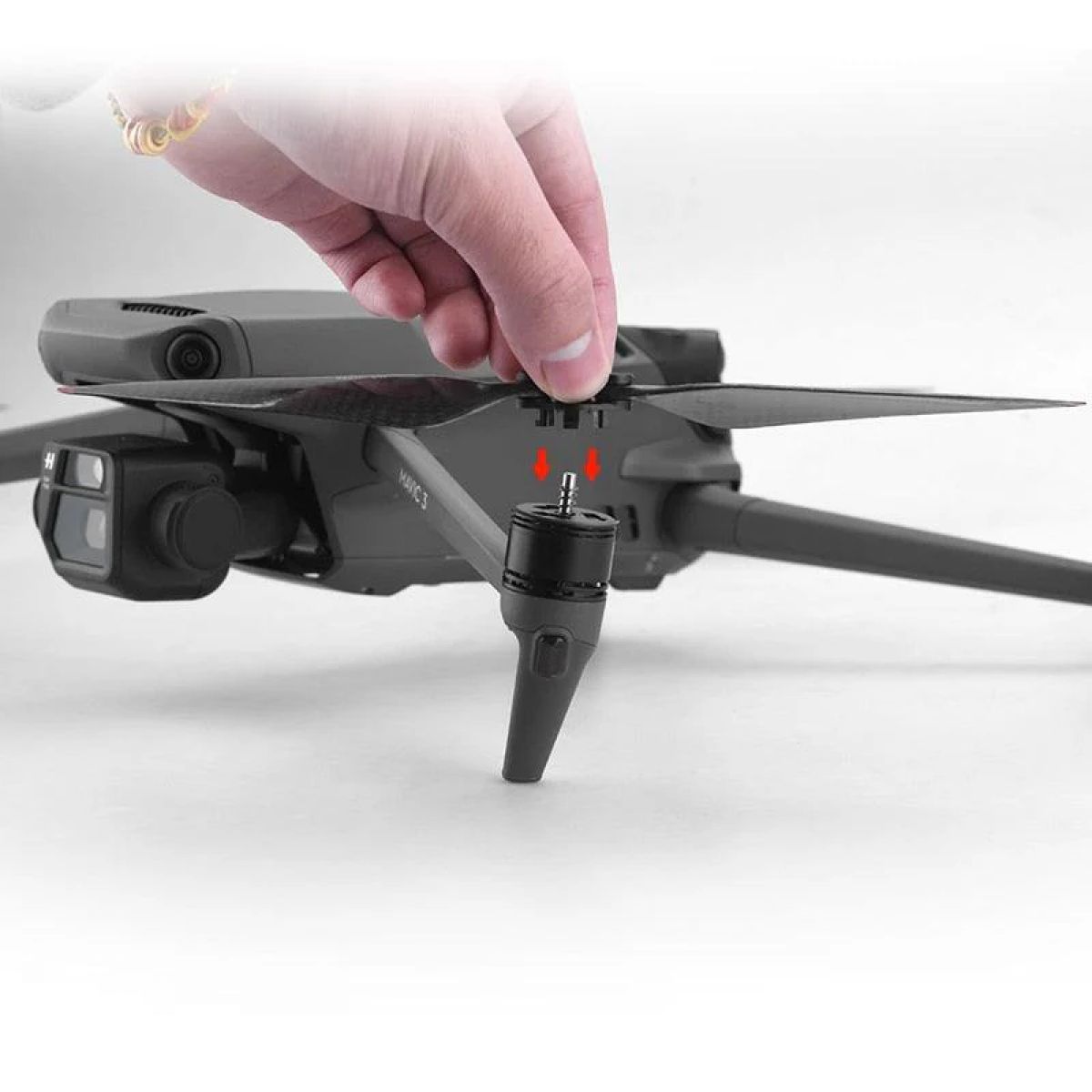 Карбоновые пропеллеры для DJI Mavic 3/3 Classic — Быстросъёмные лопасти 9453F, аксессуары для дрона Карбоновые пропеллеры для DJI Mavic 3/3 Classic — Быстросъёмные лопасти 9453F, аксессуары для дрона
