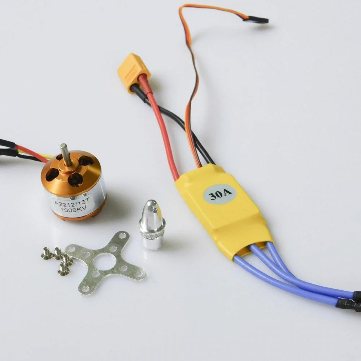 Бесколлекторный мотор Sida XXD A2212 KV930/1000/1400/2200 + 30A ESC + 1045 пропеллер комплект Бесколлекторный мотор Sida XXD A2212 KV930/1000/1400/2200 + 30A ESC + 1045 пропеллер комплект