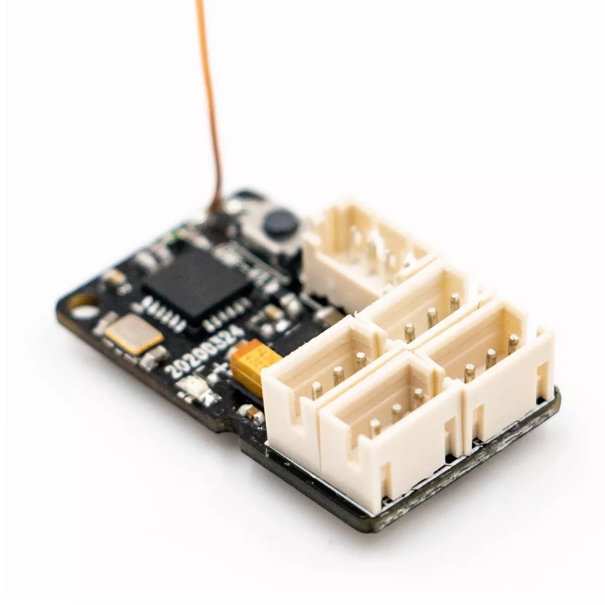 Приёмник FLYSKY GMR 2.4GHz 4CH AFHDS 3 PWM для радиоуправляемых авто, совместим с NB4/NB4 Lite Приёмник FLYSKY GMR 2.4GHz 4CH AFHDS 3 PWM для радиоуправляемых авто, совместим с NB4/NB4 Lite