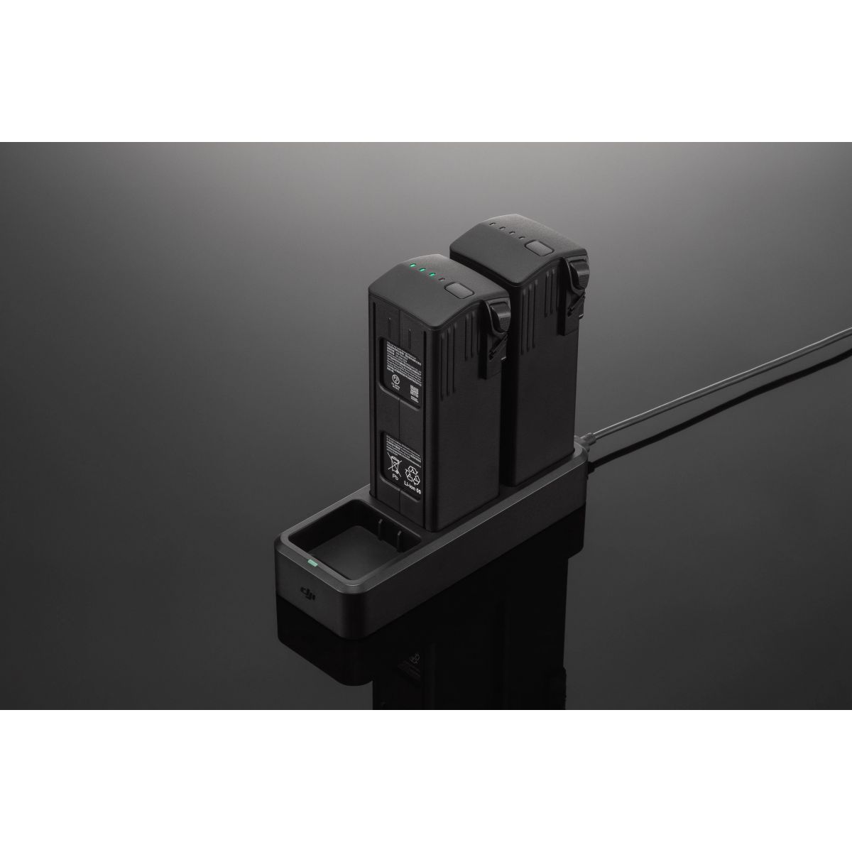 Зарядный хаб для аккумуляторов серии DJI Mavic 3 Зарядный хаб для аккумуляторов серии DJI Mavic 3