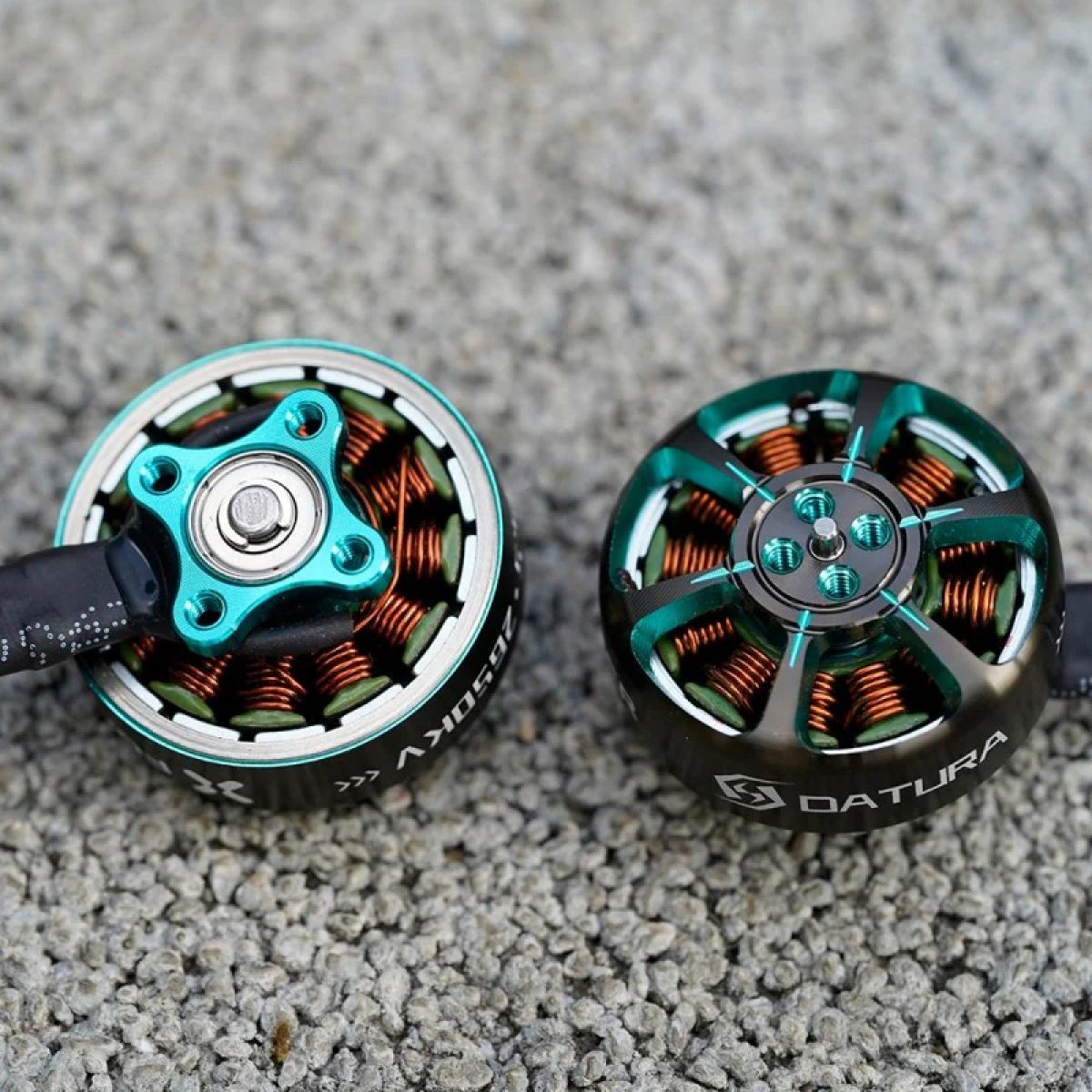Бесколлекторный мотор Foxeer Datura 2105.5 2650KV/3650KV T-Mount для FPV дронов Бесколлекторный мотор Foxeer Datura 2105.5 2650KV/3650KV T-Mount для FPV дронов